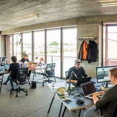 DOCK3 Coworking
 0